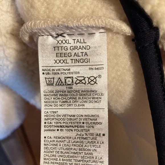 Men’s Old Navy fleece half-zip pullover - Picture 4 of 5